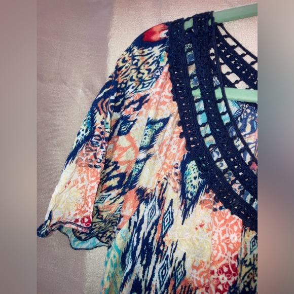 Women’s Inspire Blouse Size XL Multicolor Pattern - Picture 4 of 9